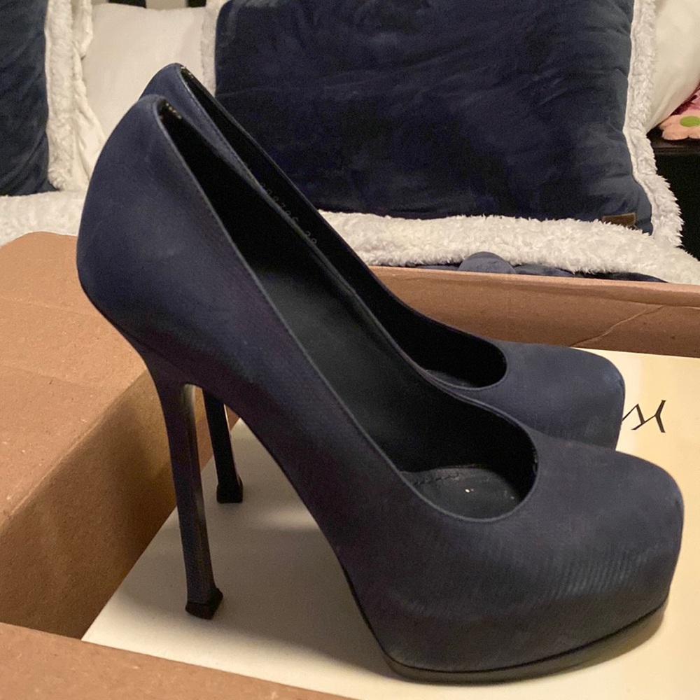 Authentic YSL size 38🔥🔥 (sold out ❌❌)